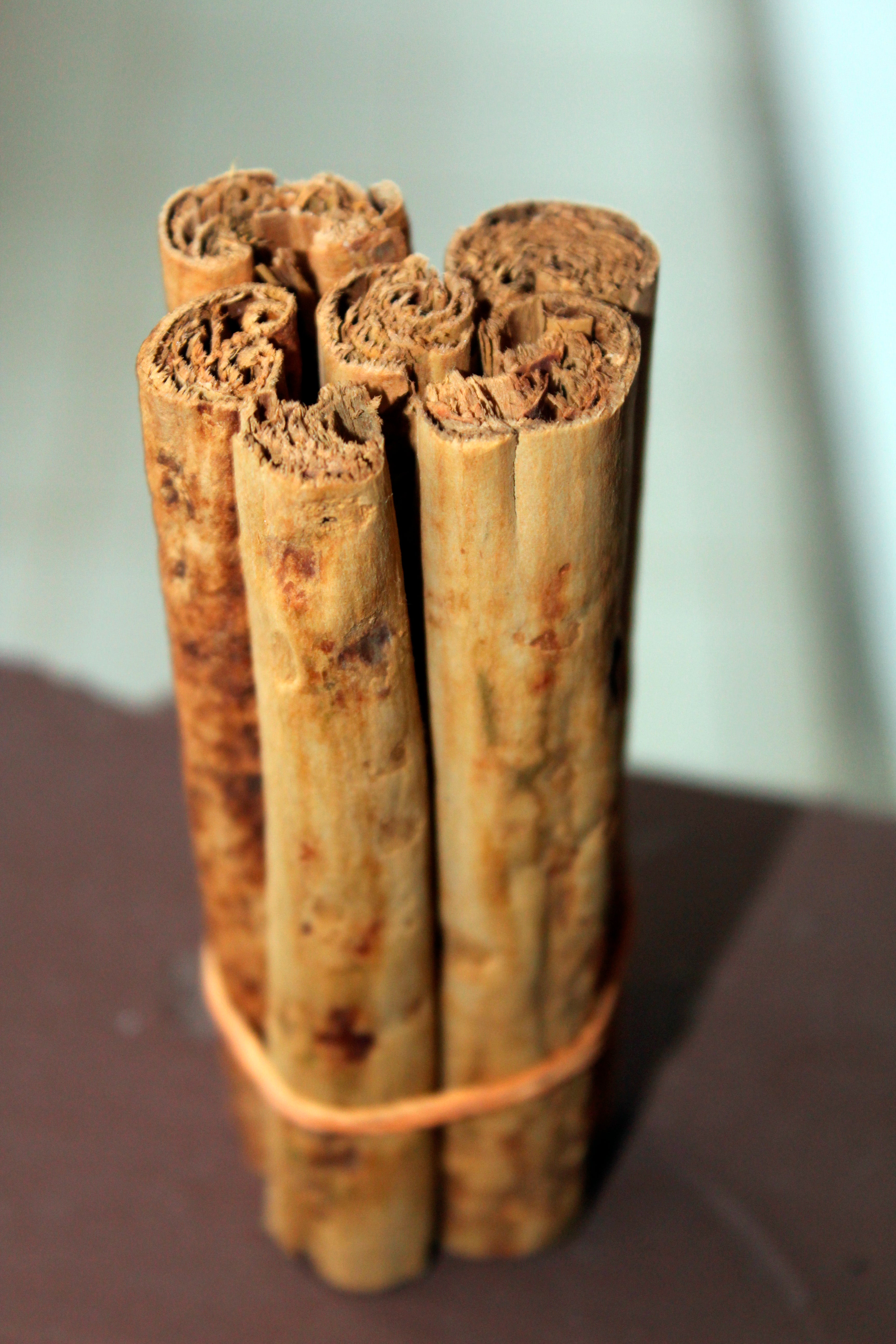 Organic Ceylon Cinnamon Sticks – 100% Pure, Hand-Rolled, Premium Quills from Sri Lanka